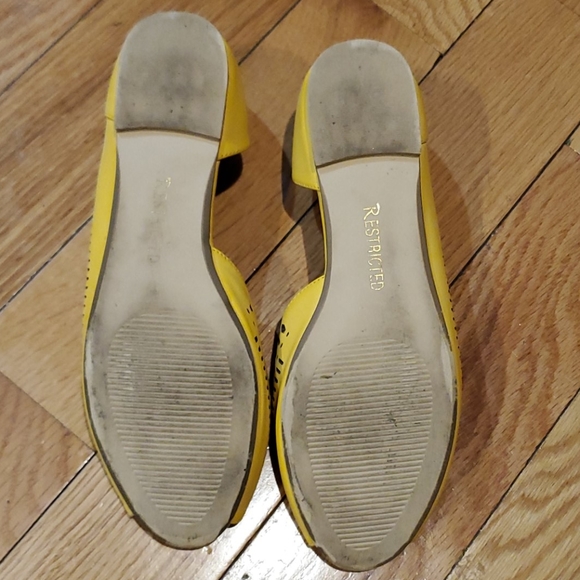 Peep toe yellow (2) 7.5 worn twice EUC - Picture 5 of 6